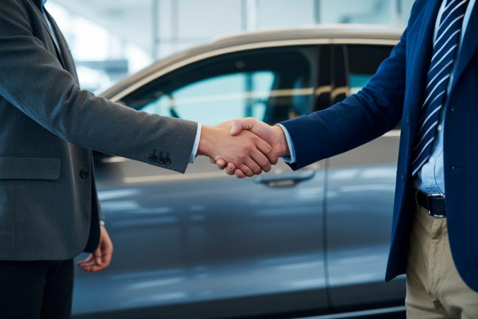 Vergleich zwischen privatem Auto verkaufen und gewerblichem Autoankauf